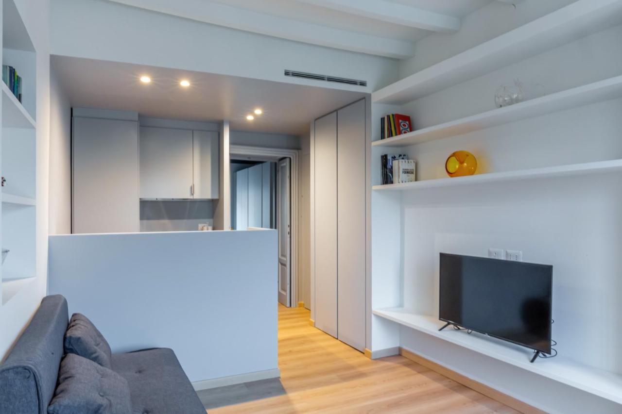 Easylife - Accogliente E Moderno Bilocale In Zona Navigli Apartment มิลาน ภายนอก รูปภาพ